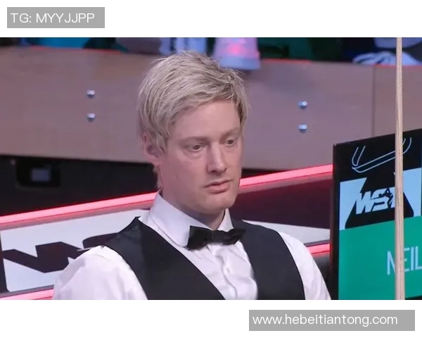 大师赛精彩对决马奎尔与罗伯逊谁能笑到最后引发球迷热议