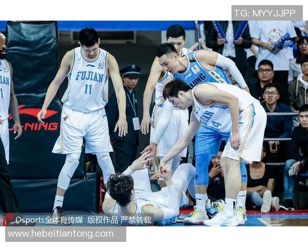 CBA精彩回顾江苏队对阵北京队的激烈对抗全场录像分析