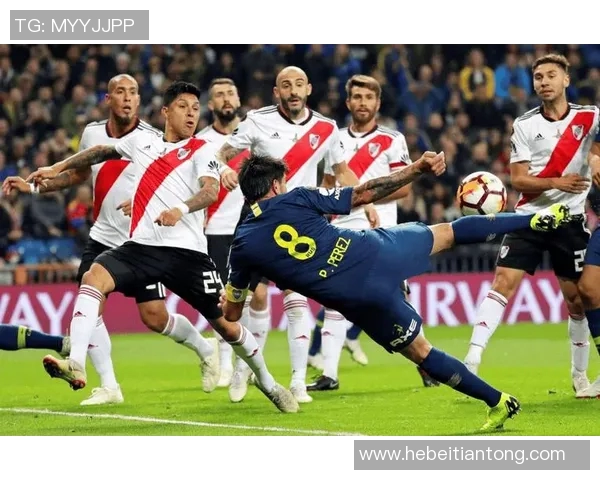 巴西国际对决帕梅拉斯精彩赛事回顾与分析