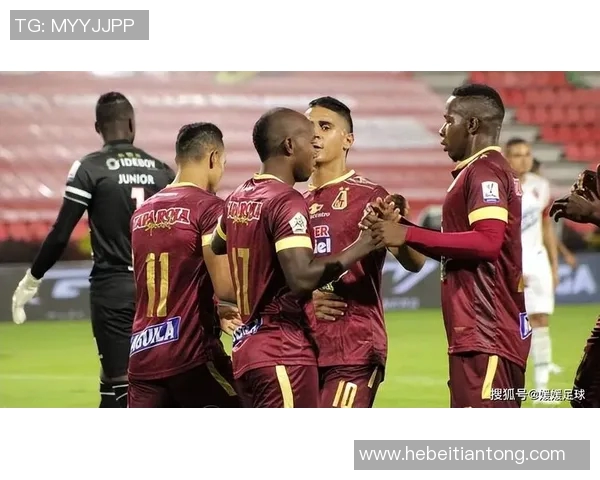 曼塔海豚与麦德林国民的精彩对决揭示足球战术与团队精神的较量