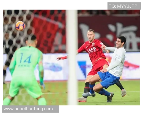 山东鲁能与上海东亚激战正酣谁能在这场对决中笑到最后