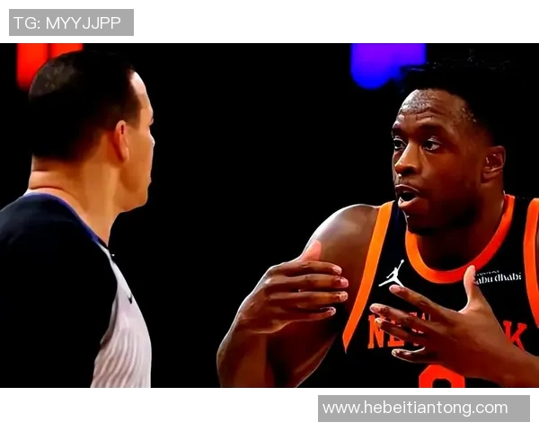 尼克斯与活塞季前赛精彩对决展现新赛季球队实力与战术风格